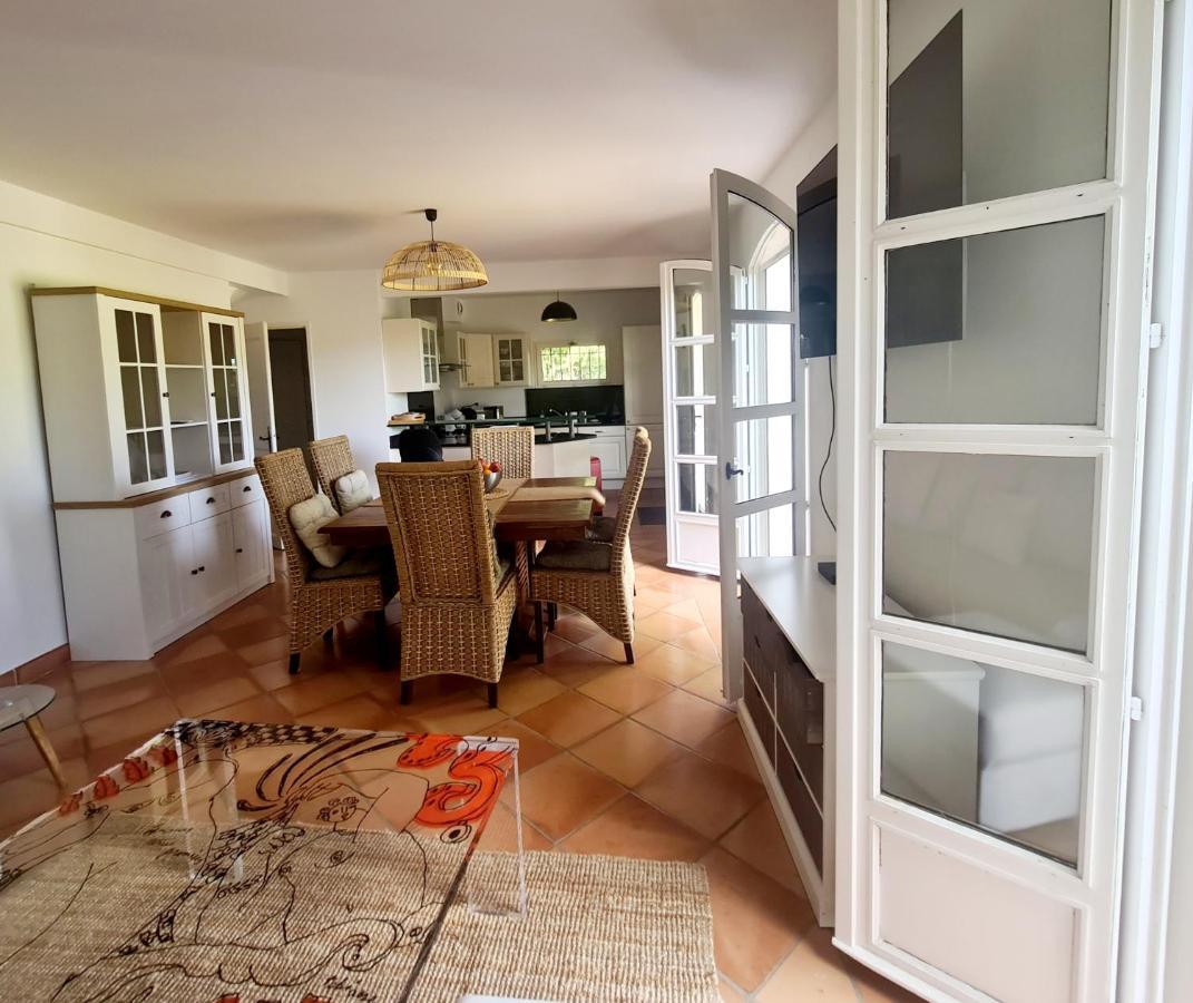 Superbe Villa-Domaine Avec Golf Piscine Et Tennis Saint-Cyr-sur-Mer Buitenkant foto
