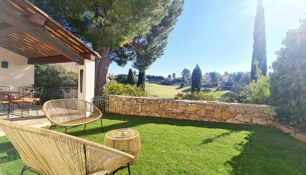 Superbe Villa-Domaine Avec Golf Piscine Et Tennis Saint-Cyr-sur-Mer Buitenkant foto