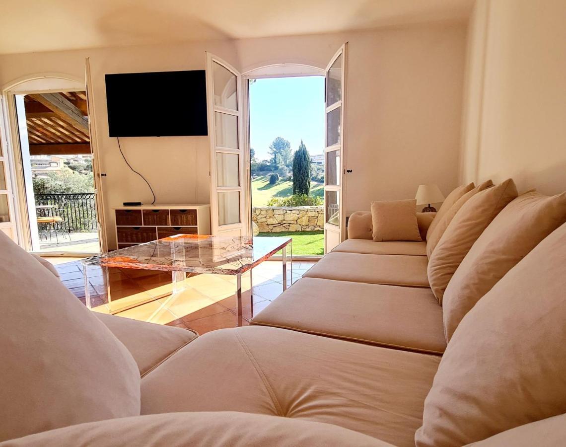 Superbe Villa-Domaine Avec Golf Piscine Et Tennis Saint-Cyr-sur-Mer Buitenkant foto